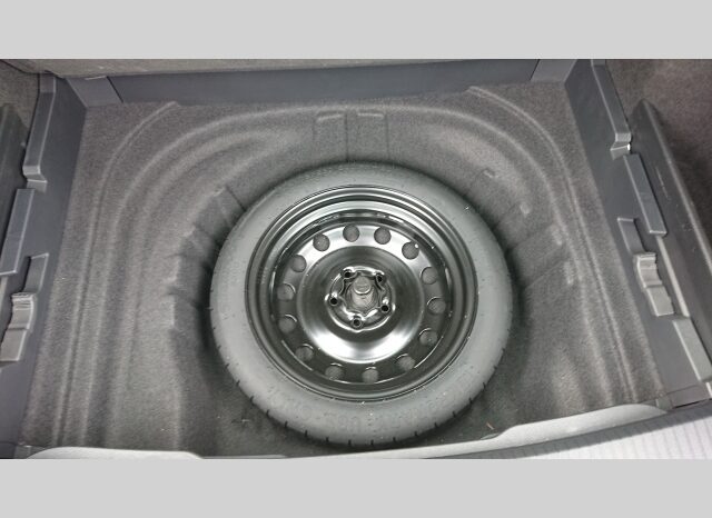 
								Volkswagen-Golf-1.6 TDi Comfortline plnou									