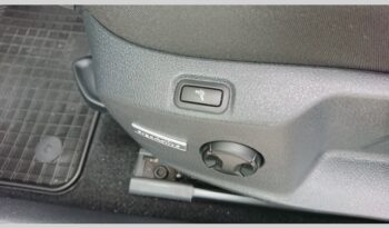 
									Volkswagen-Golf-1.6 TDi Comfortline plnou								