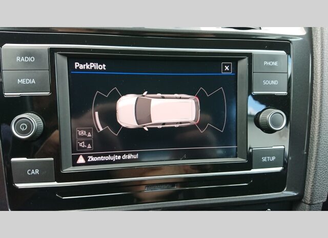 
								Volkswagen-Golf-1.6 TDi Comfortline plnou									