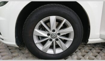 
									Volkswagen-Golf-1.6 TDi Comfortline plnou								