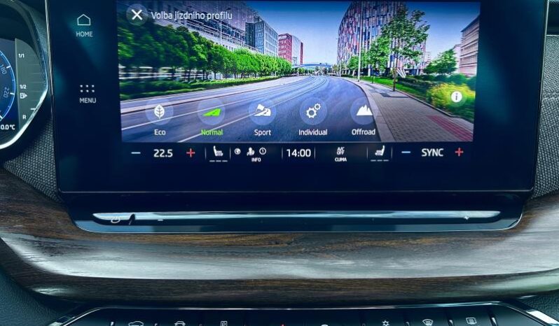 
								Škoda-Octavia-2.0 TDi Scout 4×4 plnou									