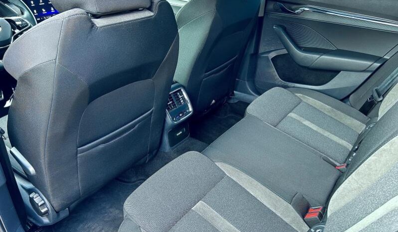 
								Škoda-Octavia-2.0 TDi Scout 4×4 plnou									