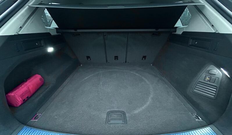 
								Volkswagen-Touareg-3.0 TDi 4×4 Elegance plnou									