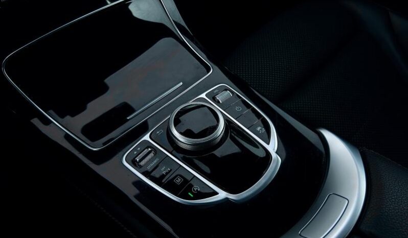 
								Mercedes-Benz-GLC-2.1 d Matic Matic plnou									